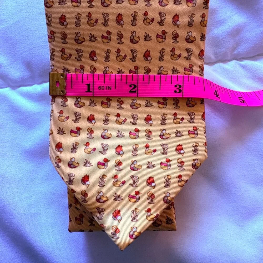 Salvatore Ferragamo Yellow Men's Ducks Flowers Birds Tie 100% Silk Quiet Luxury
